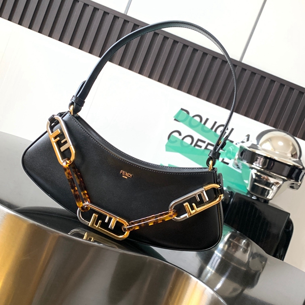 スーパーコピーブランドバッグ正面デザイン